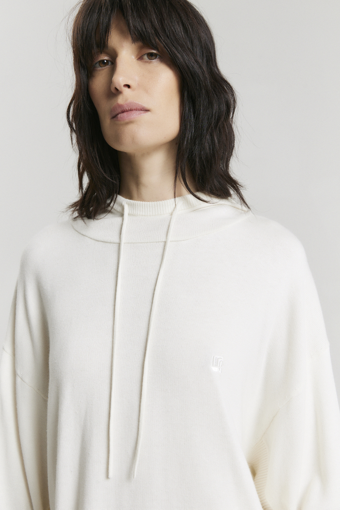 SWEATER ANCHO TINTO OFF WHITE