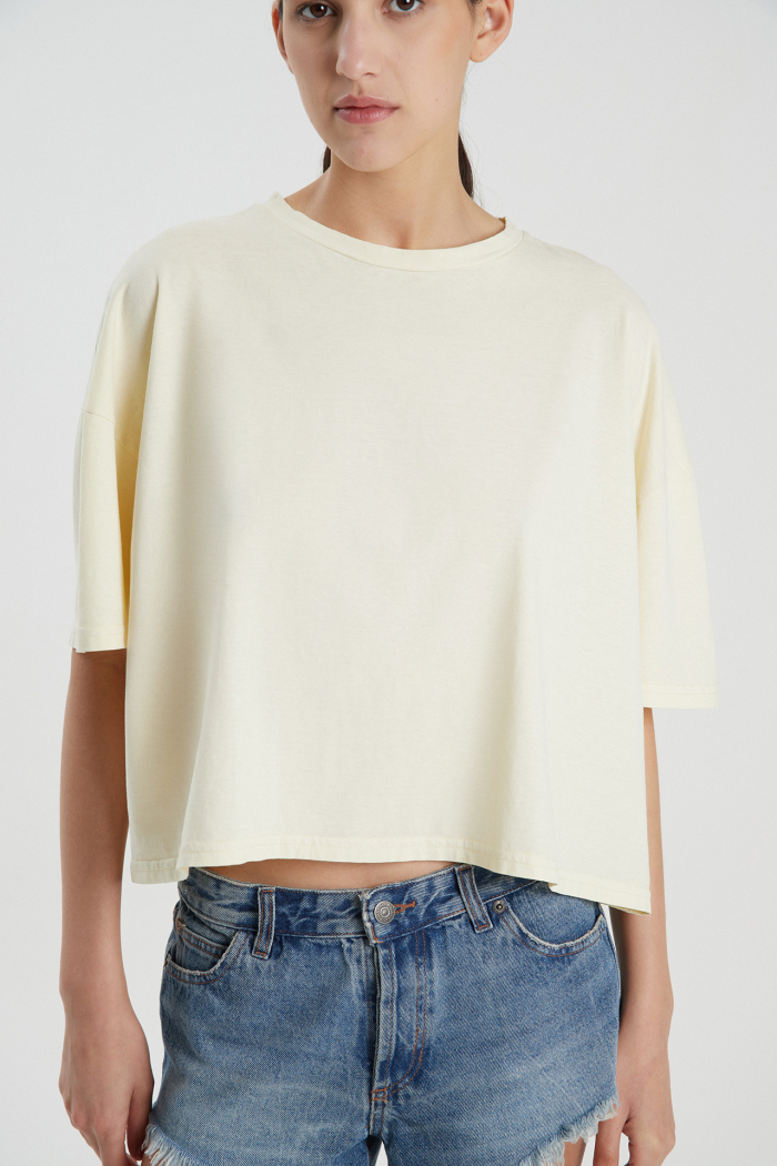 REMERA MEROE CRUDO