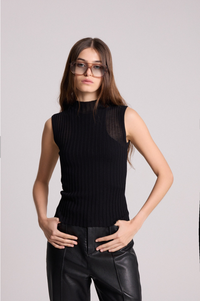 TOP DROMIA NEGRO
