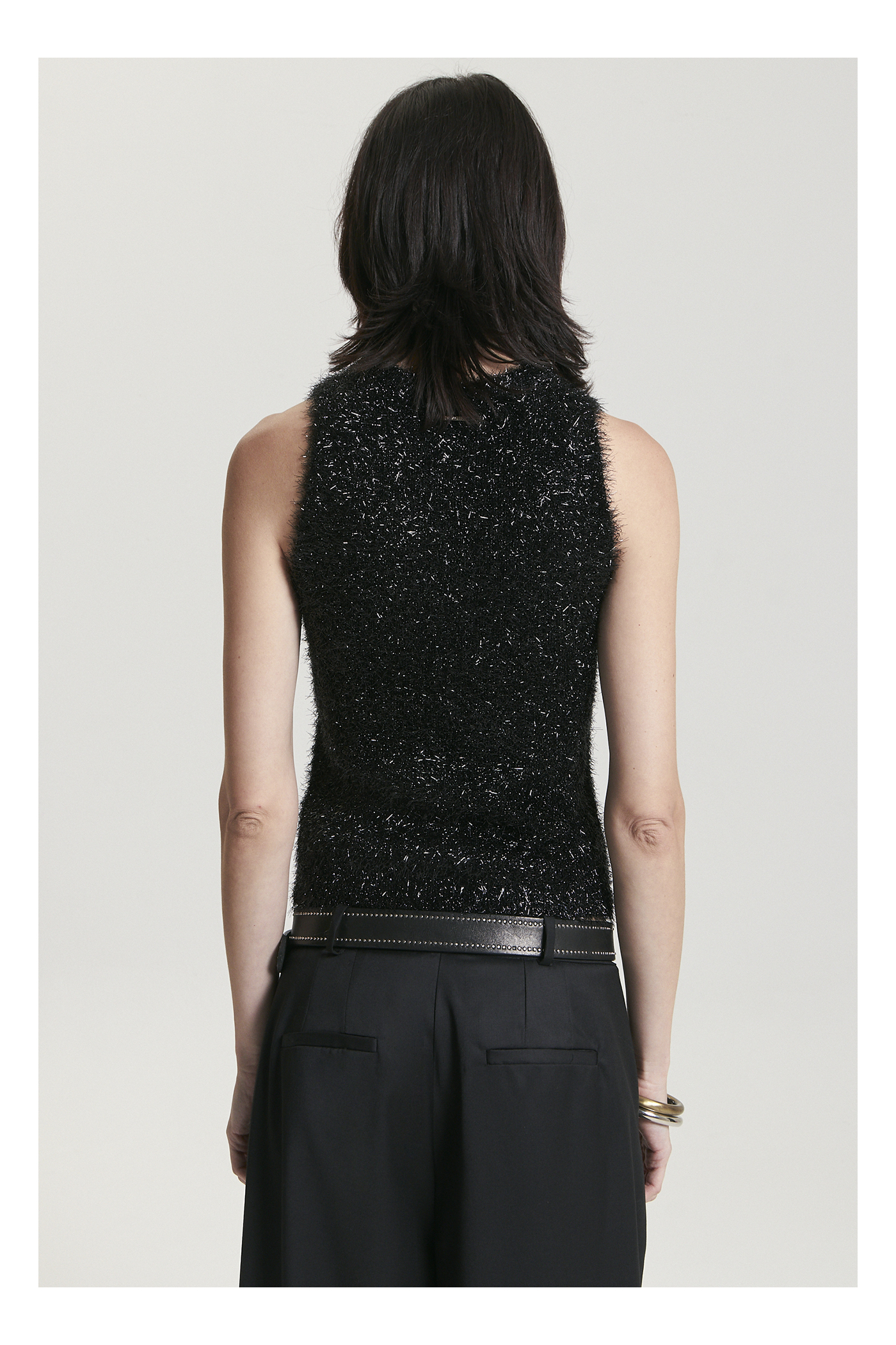 SWEATER SIN MANGAS EMILIA NEGRO