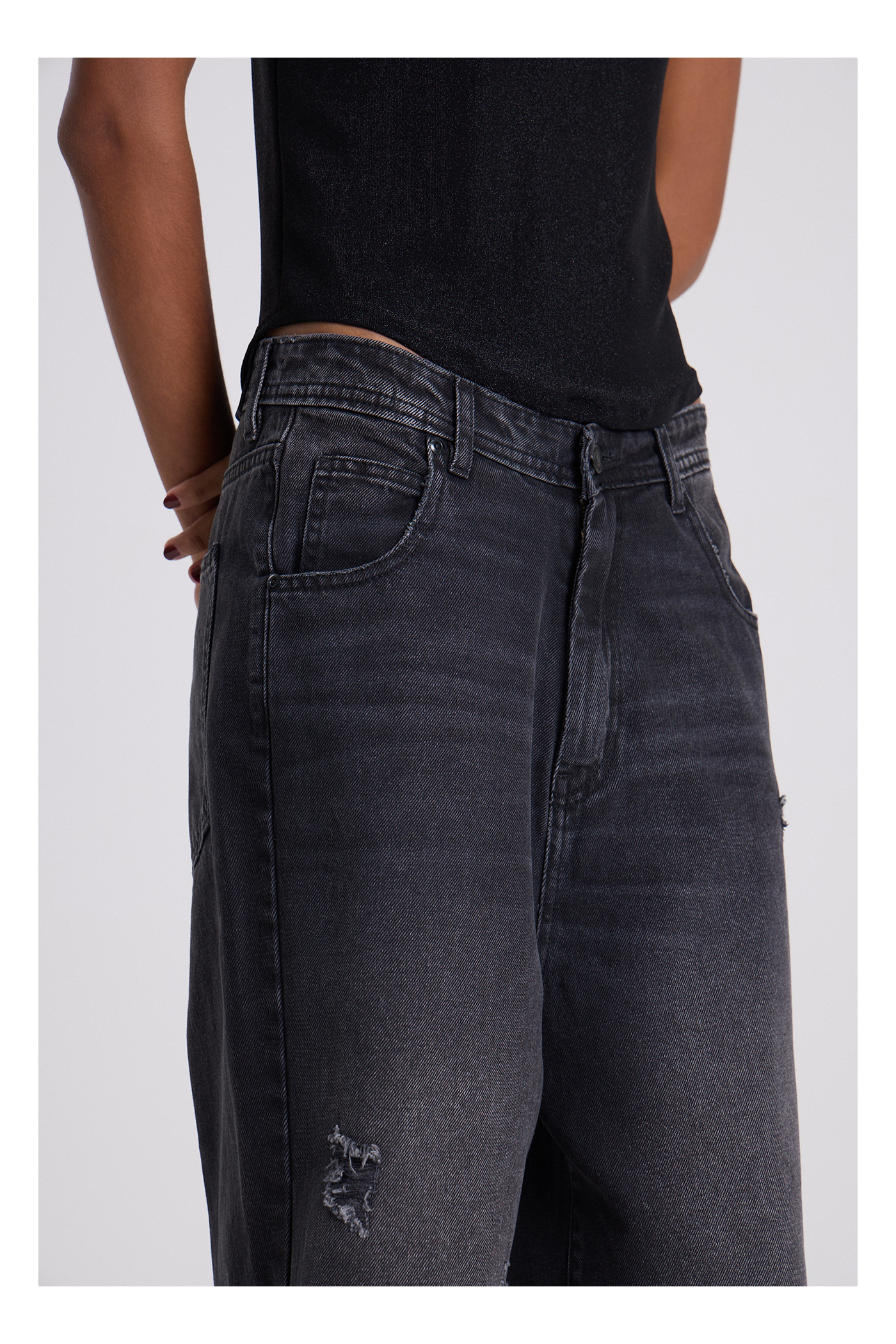 ULTRA LOOSE STRAIGHT SEGIN N NEGRO